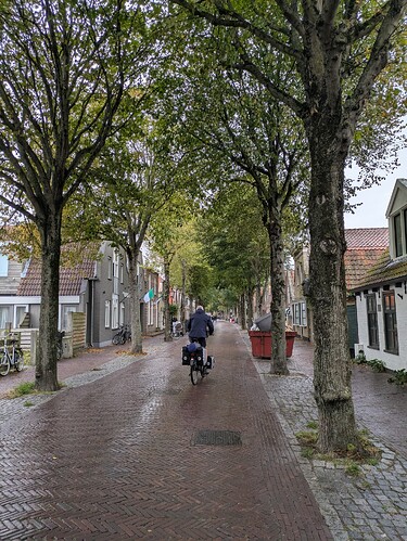 PXL_20250916_140244382