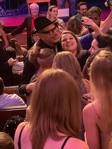 received_402227270437638