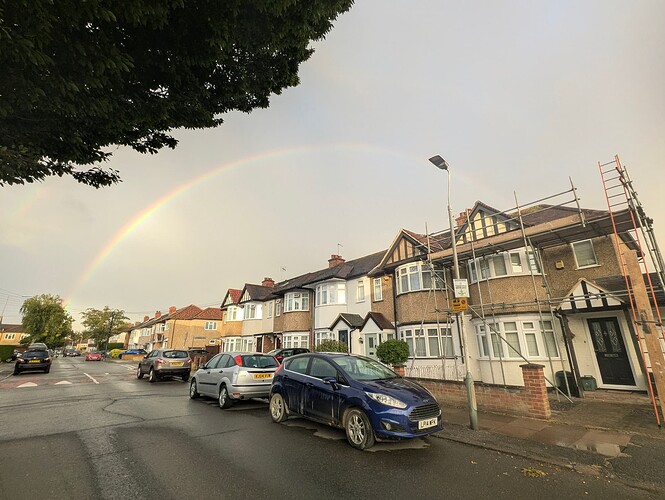 PXL_20250828_182217672