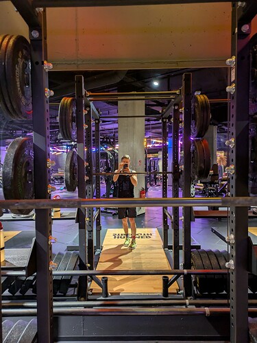 PXL_20251224_050935168