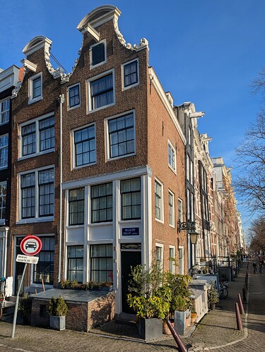 PXL_20260117_115645056