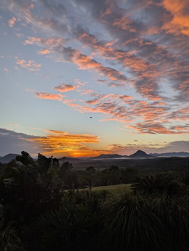 PXL_20251126_184242131