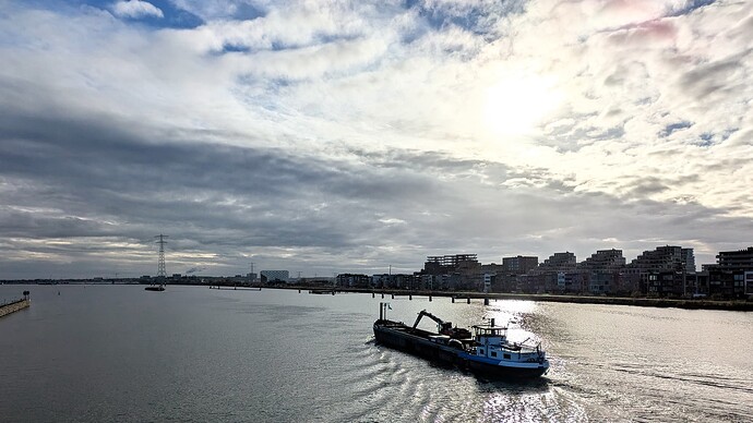 PXL_20251125_105422515