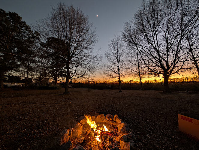 PXL_20250104_223354267.NIGHT