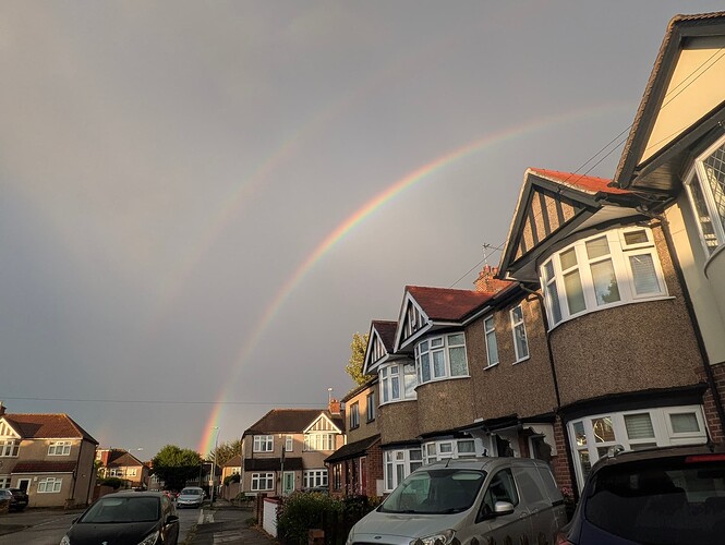 PXL_20250828_182020079