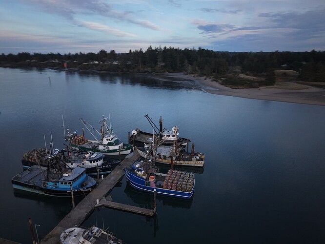 dji_fly_20251201_163732_0155_1764637926118_photo